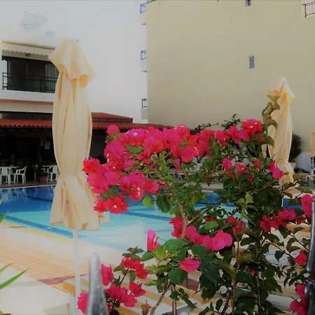 Philippos Studios & Apartments-3